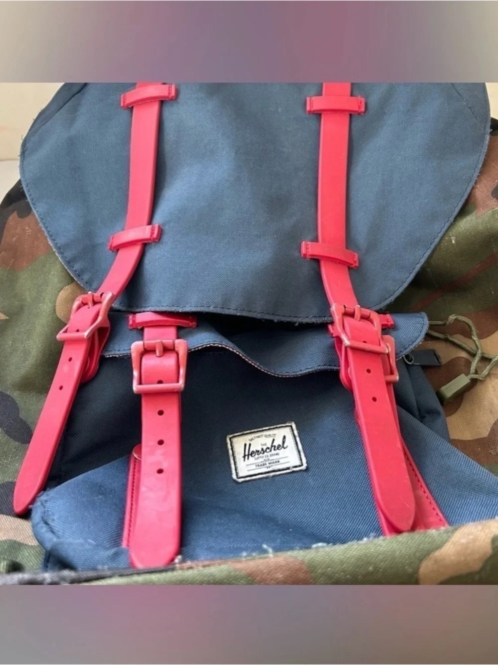 Copy-HERSCHEL SUPPLY CO. LITTLE AMERICA BACKPACK Woodland Camo/Navy/Red Rubber